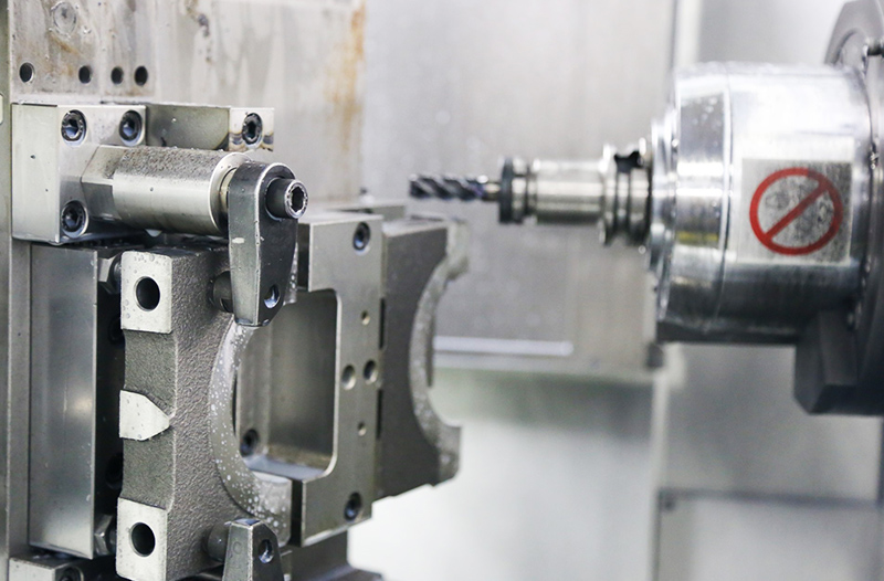 横型マシニングセンター