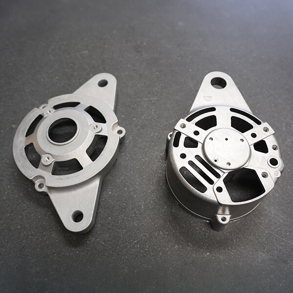 フロント・リアブラケット